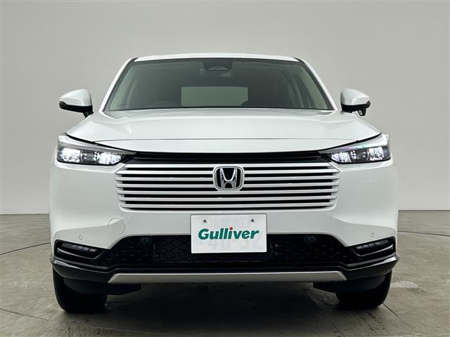 ヴェゼル ｅ：ＨＥＶ　Ｚ　未使用車　純正ナビ　バックカメラ　ホンダセンシング　クリアランスソナー　パワーバックドア　ワイヤレス充電器　ハーフレザーシート　シートヒーター　ＬＥＤライト　ＬＥＤフォグランプ　スペアキー　ＥＴＣ（4枚目）