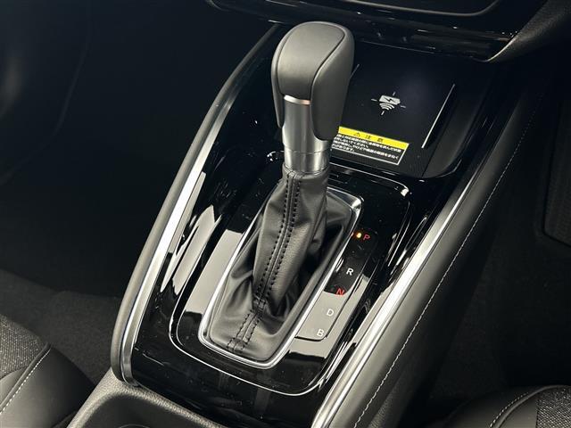 ヴェゼル ｅ：ＨＥＶ　Ｚ　未使用車　純正ナビ　バックカメラ　ホンダセンシング　クリアランスソナー　パワーバックドア　ワイヤレス充電器　ハーフレザーシート　シートヒーター　ＬＥＤライト　ＬＥＤフォグランプ　スペアキー　ＥＴＣ（30枚目）