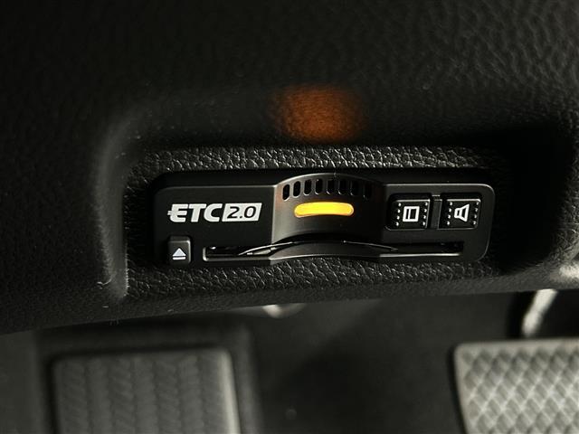 ヴェゼル ｅ：ＨＥＶ　Ｚ　未使用車　純正ナビ　バックカメラ　ホンダセンシング　クリアランスソナー　パワーバックドア　ワイヤレス充電器　ハーフレザーシート　シートヒーター　ＬＥＤライト　ＬＥＤフォグランプ　スペアキー　ＥＴＣ（34枚目）