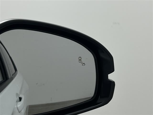 ヴェゼル ｅ：ＨＥＶ　Ｚ　未使用車　純正ナビ　バックカメラ　ホンダセンシング　クリアランスソナー　パワーバックドア　ワイヤレス充電器　ハーフレザーシート　シートヒーター　ＬＥＤライト　ＬＥＤフォグランプ　スペアキー　ＥＴＣ（35枚目）