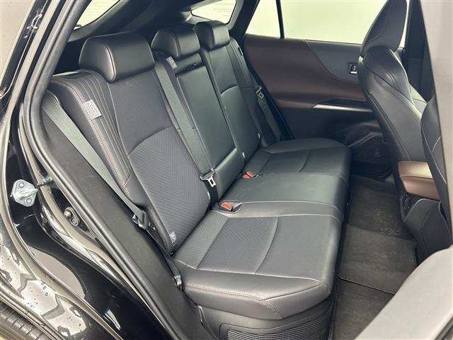 ハリアーハイブリッド Ｚ　レザーパッケージ　純正ナビ　全方位カメラ　ＪＢＬサウンド　トヨタセーフティセンス　革シート　前席パワーシート・シートヒーター・ベンチレーション　ＬＥＤヘッドライト　純正アルミホイールタイヤ　純正ドラレコ　スペアキー（11枚目）