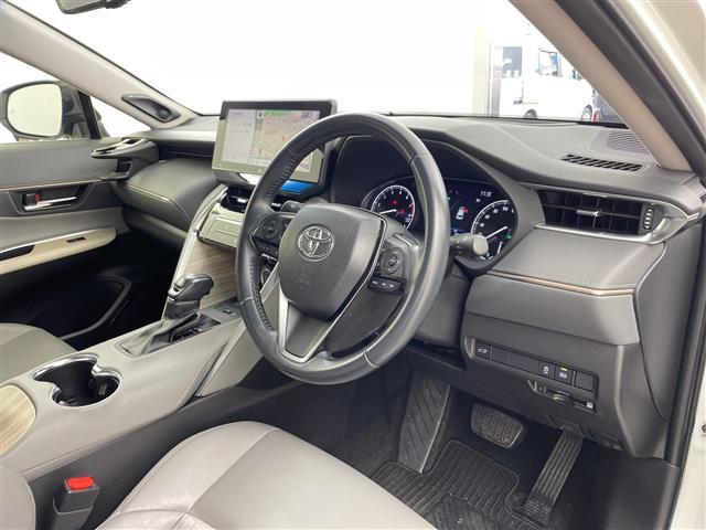 ハリアー Ｚ　純正１２．３インチナビ・モデリスタエアロ・モデリスタマフラー・ＪＢＬサウンド・パワーバックドア・トヨタセーフティセンス・ＢＳＭ・クリアランスソナー・ＨＵＤ・ビルトインＥＴＣ２．０・純正１９インチアルミ（8枚目）