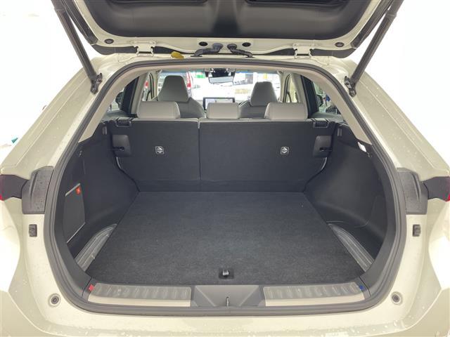 ハリアー Ｚ　純正１２．３インチナビ・モデリスタエアロ・モデリスタマフラー・ＪＢＬサウンド・パワーバックドア・トヨタセーフティセンス・ＢＳＭ・クリアランスソナー・ＨＵＤ・ビルトインＥＴＣ２．０・純正１９インチアルミ（16枚目）