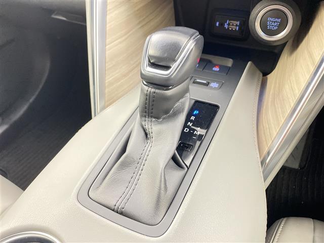 ハリアー Ｚ　純正１２．３インチナビ・モデリスタエアロ・モデリスタマフラー・ＪＢＬサウンド・パワーバックドア・トヨタセーフティセンス・ＢＳＭ・クリアランスソナー・ＨＵＤ・ビルトインＥＴＣ２．０・純正１９インチアルミ（30枚目）