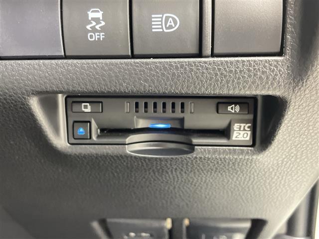 ハリアー Ｚ　純正１２．３インチナビ・モデリスタエアロ・モデリスタマフラー・ＪＢＬサウンド・パワーバックドア・トヨタセーフティセンス・ＢＳＭ・クリアランスソナー・ＨＵＤ・ビルトインＥＴＣ２．０・純正１９インチアルミ（35枚目）