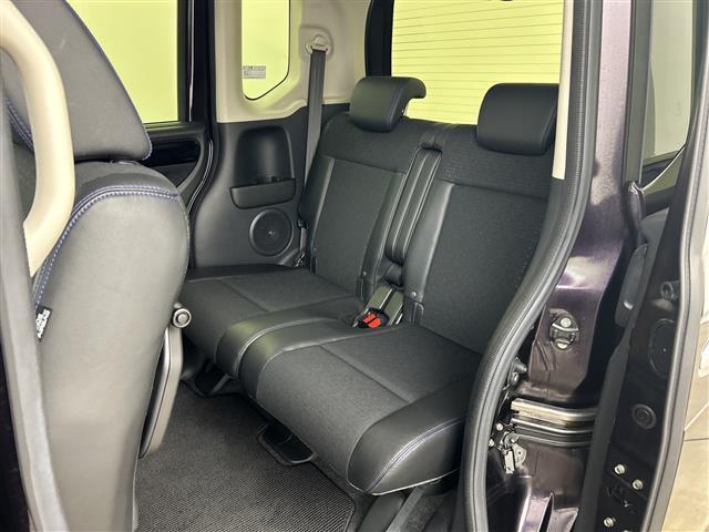 Ｎ－ＢＯＸカスタム Ｇ　ターボＳＳブラックスタイルパッケージ　純正ナビ・バックカメラ・両側パワースライドドア・シティブレーキアクティブシステム・ビルトインＥＴＣ・パドルシフト・ドライブレコーダ―・ステアリングスイッチ・クルーズコントロール・ＨＩＤオートライト（16枚目）