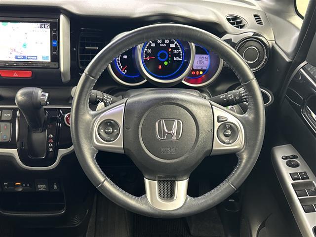 Ｎ－ＢＯＸカスタム Ｇ　ターボＳＳブラックスタイルパッケージ　純正ナビ・バックカメラ・両側パワースライドドア・シティブレーキアクティブシステム・ビルトインＥＴＣ・パドルシフト・ドライブレコーダ―・ステアリングスイッチ・クルーズコントロール・ＨＩＤオートライト（22枚目）