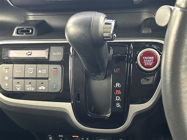 Ｎ－ＢＯＸカスタム Ｇ　ターボＳＳブラックスタイルパッケージ　純正ナビ・バックカメラ・両側パワースライドドア・シティブレーキアクティブシステム・ビルトインＥＴＣ・パドルシフト・ドライブレコーダ―・ステアリングスイッチ・クルーズコントロール・ＨＩＤオートライト（32枚目）