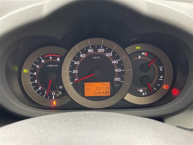 ヴァンガード ２４０Ｓ　Ｓパッケージ　社外ナビ・バックカメラ・ＭＴモード付ＡＴ・ＩＣＯＮ・クルーズコントロール・ステアリングスイッチ・ダウンジングアシストコントロール・純正フロアマット・ドアバイザー・オールオートパワーウィンドウ（18枚目）