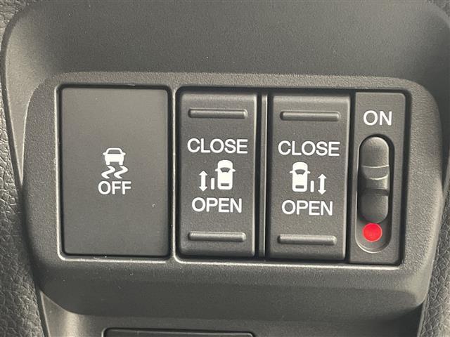 フリード ｅ：ＨＥＶエアー　ＥＸ　登録済未使用車　９型ナビ　ＴＶ　バックカメラ　衝突軽減ブレーキ　レーンキープアシストシステム　ブラインドスポットモニタ　両側パワースライドドア　ハーフレザー　シートヒーター　ＬＥＤ　オートハイビーム（31枚目）