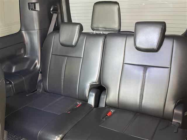 ヴォクシー ハイブリッドＺＳ　煌ＩＩ　・モデリスタエアロ・プリクラッシュセーフティ・レーンディバチャーアラート・オートハイビーム・１０インチナビ・両側パワースライドドア・バックカメラ・ＴＥＩＮ車高調・前席シートヒーター・クルコン・ＥＴＣ（17枚目）