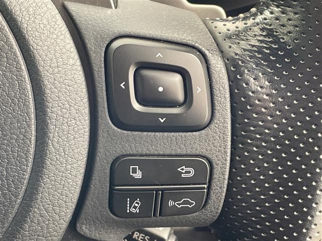 ＩＳ ＩＳ３００ｈ　Ｆスポーツ　・マークレビンソン・プリクラッシュセーフティ・レーントレーシングアシスト・レーダークルーズコントロール・オートハイビーム・１０．３型ナビ・全方位カメラ・ＢＳＭ・３眼ＬＥＤ・シートベンチレーション（20枚目）