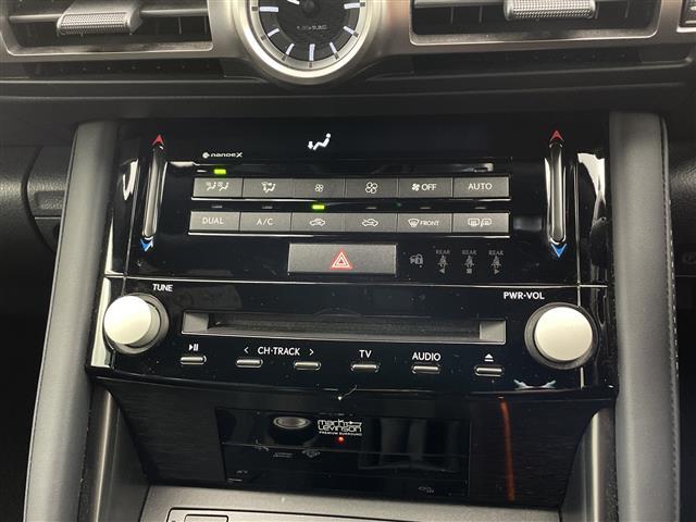 ＩＳ ＩＳ３００ｈ　Ｆスポーツ　・マークレビンソン・プリクラッシュセーフティ・レーントレーシングアシスト・レーダークルーズコントロール・オートハイビーム・１０．３型ナビ・全方位カメラ・ＢＳＭ・３眼ＬＥＤ・シートベンチレーション（24枚目）