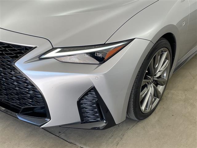 ＩＳ ＩＳ３００ｈ　Ｆスポーツ　・マークレビンソン・プリクラッシュセーフティ・レーントレーシングアシスト・レーダークルーズコントロール・オートハイビーム・１０．３型ナビ・全方位カメラ・ＢＳＭ・３眼ＬＥＤ・シートベンチレーション（40枚目）