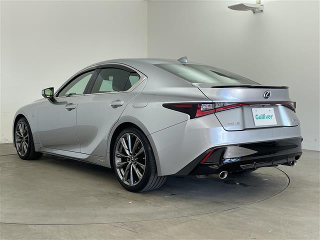 ＩＳ ＩＳ３００ｈ　Ｆスポーツ　・マークレビンソン・プリクラッシュセーフティ・レーントレーシングアシスト・レーダークルーズコントロール・オートハイビーム・１０．３型ナビ・全方位カメラ・ＢＳＭ・３眼ＬＥＤ・シートベンチレーション（43枚目）