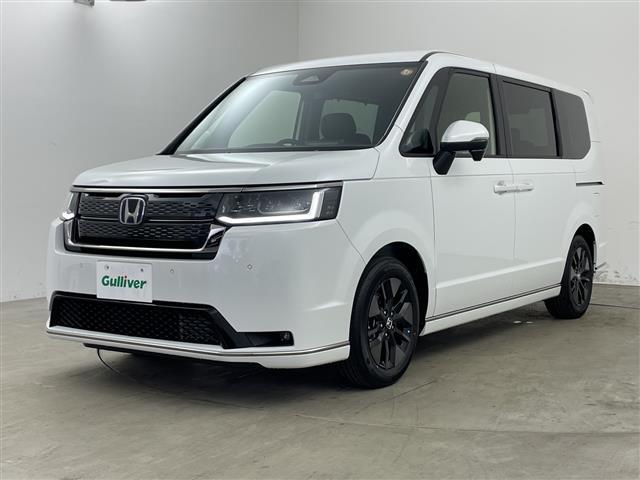 ステップワゴン ｅ：ＨＥＶスパーダ　・登録済未使用車・衝突軽減ブレーキ・路外逸脱抑制機能・車線維持支援システム・レーダークルーズコントロール・オートハイビーム・１１．４型ナビ・１５．６型後席モニター・ＢＳＭ・パワーバックドア・両側電動（2枚目）