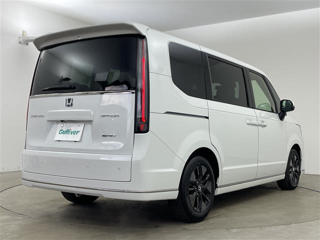 ステップワゴン ｅ：ＨＥＶスパーダ　・登録済未使用車・衝突軽減ブレーキ・路外逸脱抑制機能・車線維持支援システム・レーダークルーズコントロール・オートハイビーム・１１．４型ナビ・１５．６型後席モニター・ＢＳＭ・パワーバックドア・両側電動（3枚目）
