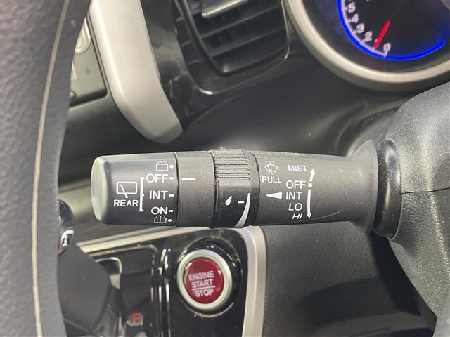 Ｎ－ＢＯＸカスタム Ｇ　ＳＳパッケージ　純正ナビ　ＴＶ　バックカメラ　ＥＴＣ　衝突軽減ブレーキ　両側パワースライドドア　スマートキー　プッシュスタート　ワンオーナー（21枚目）