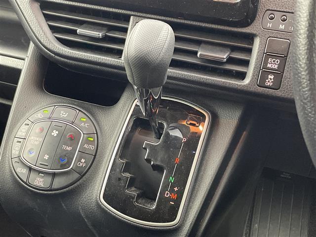 ノア Ｘ　・純正ナビ・ＣＤ・ＤＶＤ・ＡＭ・ＦＭ・ＵＳＢ・ＨＤＭＩ・ＢＴ・ＴＶ・バックカメラ・ビルトインＥＴＣ・片側パワースライドドア・ＭＴモード付ＡＴ・先行車発進通知・アイドリングストップ・スマートキー（29枚目）