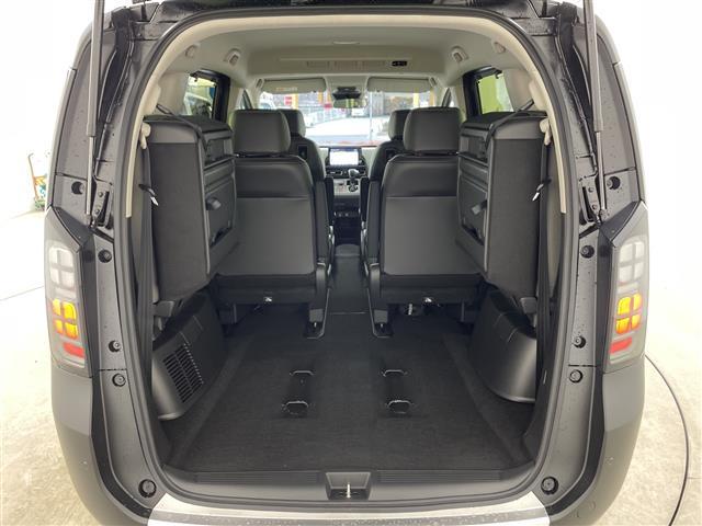 フリード ｅ：ＨＥＶクロスター　・登録済未使用車・純正９インチホンダコネクトナビ・Ｂｌｕｅｔｏｏｔｈ接続・ＡｐｐｌｅＣａｒＰｌａｙ・ＡｎｄｒｏｉｄＡｕｔｏ・前席シートヒーター・両側パワースライドドア・ホンダセンシング・ＬＥＤ（20枚目）