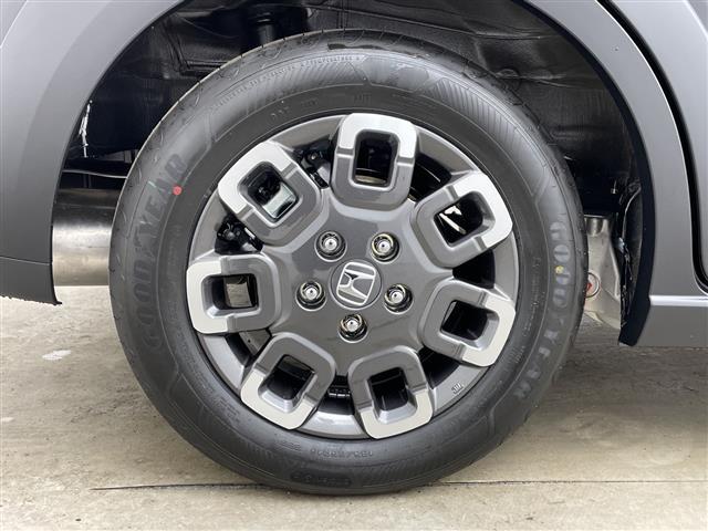 フリード ｅ：ＨＥＶクロスター　・登録済未使用車・純正９インチホンダコネクトナビ・Ｂｌｕｅｔｏｏｔｈ接続・ＡｐｐｌｅＣａｒＰｌａｙ・ＡｎｄｒｏｉｄＡｕｔｏ・前席シートヒーター・両側パワースライドドア・ホンダセンシング・ＬＥＤ（41枚目）