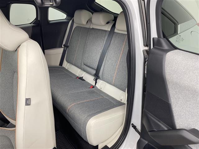 ＭＸ－３０ ベースグレード　・モダンコンフィデンスＰＫＧ・スマートブレーキサポート・レーダークルーズコントロール・レーンキープアシスト・全方位カメラ・前後ドラレコ・ＢＳＭ・前席シートヒーター・ＨＵＤ・ステアリングヒーター・ＥＴＣ（13枚目）