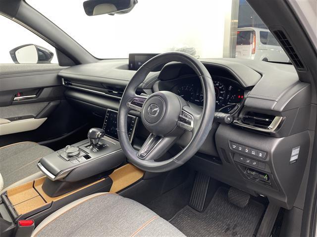 ＭＸ－３０ ベースグレード　・モダンコンフィデンスＰＫＧ・スマートブレーキサポート・レーダークルーズコントロール・レーンキープアシスト・全方位カメラ・前後ドラレコ・ＢＳＭ・前席シートヒーター・ＨＵＤ・ステアリングヒーター・ＥＴＣ（18枚目）