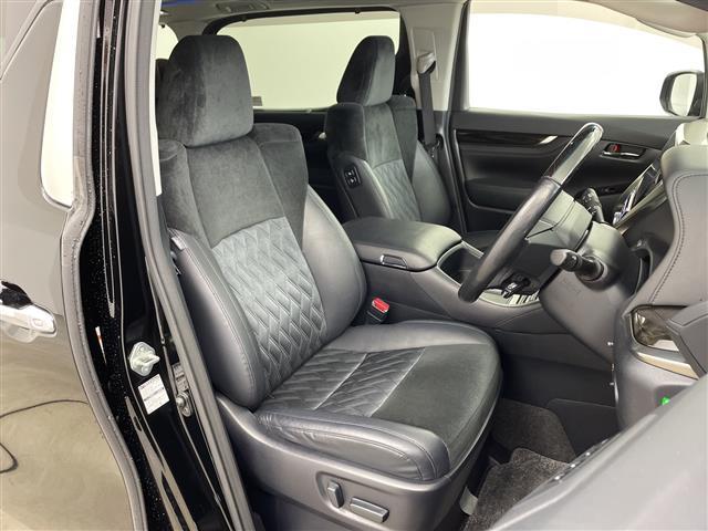 ヴェルファイア ２．５Ｚ　Ｇエディション　社外１１インチナビ　ＴＶ　１２．８インチフリップダウンモニター　サンルーフ　バックカメラ　ＥＴＣ　両側パワースライドドア　パワーバックドア　ステアリングヒーター　クリアランスソナー　パワーシート（9枚目）