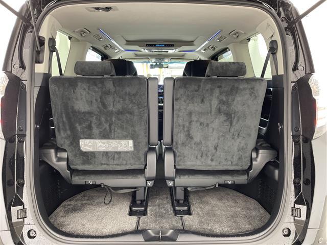 ヴェルファイア ２．５Ｚ　Ｇエディション　社外１１インチナビ　ＴＶ　１２．８インチフリップダウンモニター　サンルーフ　バックカメラ　ＥＴＣ　両側パワースライドドア　パワーバックドア　ステアリングヒーター　クリアランスソナー　パワーシート（16枚目）
