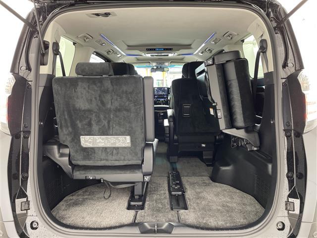 ヴェルファイア ２．５Ｚ　Ｇエディション　社外１１インチナビ　ＴＶ　１２．８インチフリップダウンモニター　サンルーフ　バックカメラ　ＥＴＣ　両側パワースライドドア　パワーバックドア　ステアリングヒーター　クリアランスソナー　パワーシート（17枚目）