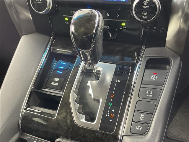 ヴェルファイア ２．５Ｚ　Ｇエディション　社外１１インチナビ　ＴＶ　１２．８インチフリップダウンモニター　サンルーフ　バックカメラ　ＥＴＣ　両側パワースライドドア　パワーバックドア　ステアリングヒーター　クリアランスソナー　パワーシート（29枚目）