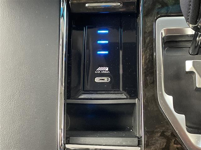 ヴェルファイア ２．５Ｚ　Ｇエディション　社外１１インチナビ　ＴＶ　１２．８インチフリップダウンモニター　サンルーフ　バックカメラ　ＥＴＣ　両側パワースライドドア　パワーバックドア　ステアリングヒーター　クリアランスソナー　パワーシート（30枚目）