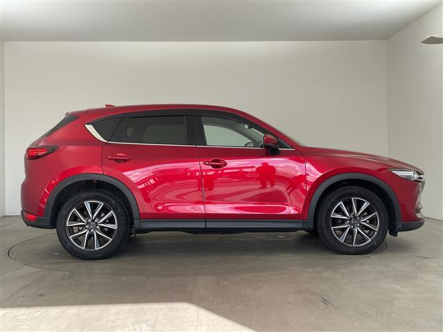 ＣＸ－５ ＸＤ　Ｌパッケージ　純正ナビ　ＴＶ　バックカメラ　レザーシート　シートヒーター　ドライブレコーダー　衝突軽減ブレーキ　ブラインドスポットモニター　レーンキープアシスト　レーダークルーズコントロール　オートハイビーム（6枚目）