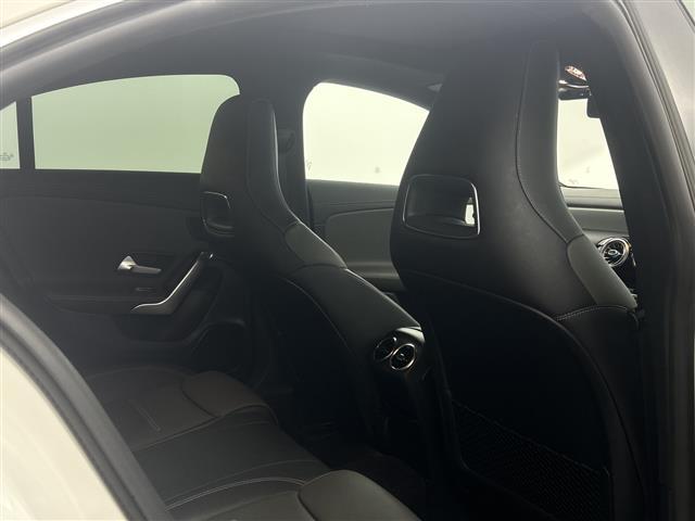 CLAクラス CLA200d AMGライン サンルーフ・純正ナビ・全方位カメラ・ビルトインETC・前後ドライブレコーダー・黒革シート・前席シートヒーター・アクティブブレーキアシスト・レーダークルーズコントロール・Mercedes me(10枚目)