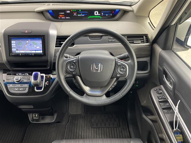 フリードハイブリッド ハイブリッド・ＥＸ　社外ナビ・バックカメラ・ビルトインＥＴＣ・衝突軽減ブレーキ・レーンキープアシスト・レーダークルーズコントロール・ハーフレザーシート・前席シートヒーター・ドアミラーヒーター・フロントワイパーデアイサー（22枚目）