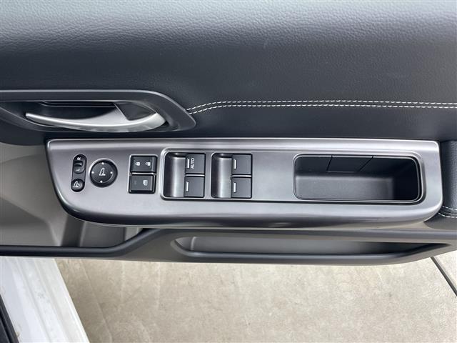 フリードハイブリッド ハイブリッド・ＥＸ　社外ナビ・バックカメラ・ビルトインＥＴＣ・衝突軽減ブレーキ・レーンキープアシスト・レーダークルーズコントロール・ハーフレザーシート・前席シートヒーター・ドアミラーヒーター・フロントワイパーデアイサー（35枚目）