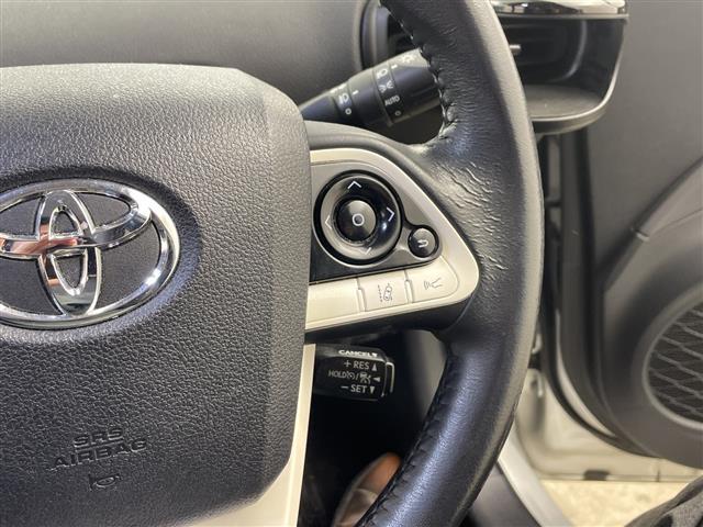 プリウス Ｓ　純正ナビ　バックカメラ　トヨタセーフティセンス　レーンキープアシスト　プリクラッシュセーフティ　オートマチックハイビーム　レーダクルーズコントロール　ＬＥＤライト　ＬＥＤフォグ　ＬＥＤルームランプ（23枚目）