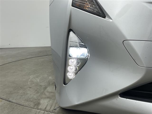 プリウス Ｓ　純正ナビ　バックカメラ　トヨタセーフティセンス　レーンキープアシスト　プリクラッシュセーフティ　オートマチックハイビーム　レーダクルーズコントロール　ＬＥＤライト　ＬＥＤフォグ　ＬＥＤルームランプ（38枚目）