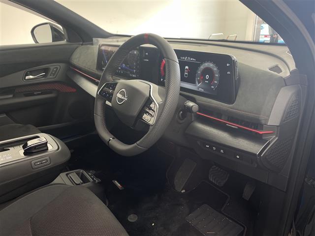 �K���X�R�[�e�B���O�A�i�r�Q�[�V�����A�d�s�b�ȂǁA���̑��̃p�[�c�̎��t�������ς���̂����k�������Ă���܂��I�I�N���}�̂��Ɖ��ł����C�����������I