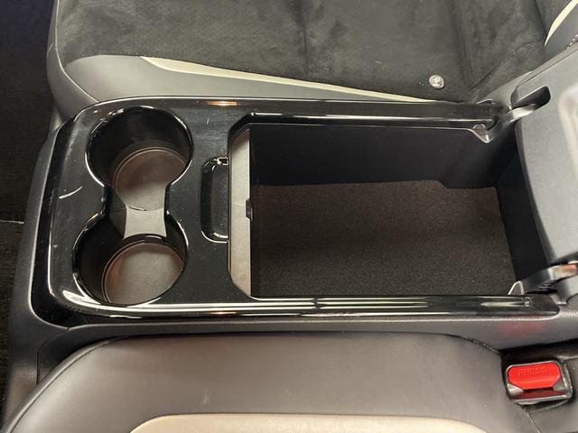 �������郁�[�J�[�̂�����Ԏ����舵���Ă��܂��B������T�O�O��̓��ׂ�����K���o�[�����炱���\�ȃs�b�^���̃N���}�ɏo���T�[�r�X�����p�ӂ��Ă��܂��̂Ő���A���₢���킹���������B