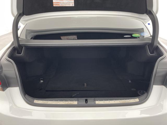 ＬＳ ＬＳ５００　Ｆスポーツ　・純正ナビ（ＣＤ／ＤＶＤ／ＴＶ／ＢＴ／Ｍｉｒａｃａｓｔ）・サンルーフ・アラウンドビューモニター・デジタルインナーミラー・シートヒーター・シートベンチレーション・ハーフレザーシート・電動トランク（16枚目）