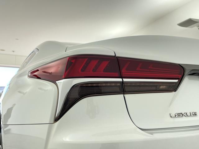 ＬＳ ＬＳ５００　Ｆスポーツ　・純正ナビ（ＣＤ／ＤＶＤ／ＴＶ／ＢＴ／Ｍｉｒａｃａｓｔ）・サンルーフ・アラウンドビューモニター・デジタルインナーミラー・シートヒーター・シートベンチレーション・ハーフレザーシート・電動トランク（41枚目）