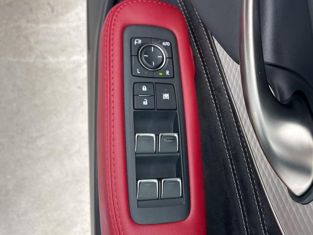 ＬＳ ＬＳ５００　Ｆスポーツ　・純正ナビ（ＣＤ／ＤＶＤ／ＴＶ／ＢＴ／Ｍｉｒａｃａｓｔ）・サンルーフ・アラウンドビューモニター・デジタルインナーミラー・シートヒーター・シートベンチレーション・ハーフレザーシート・電動トランク（71枚目）