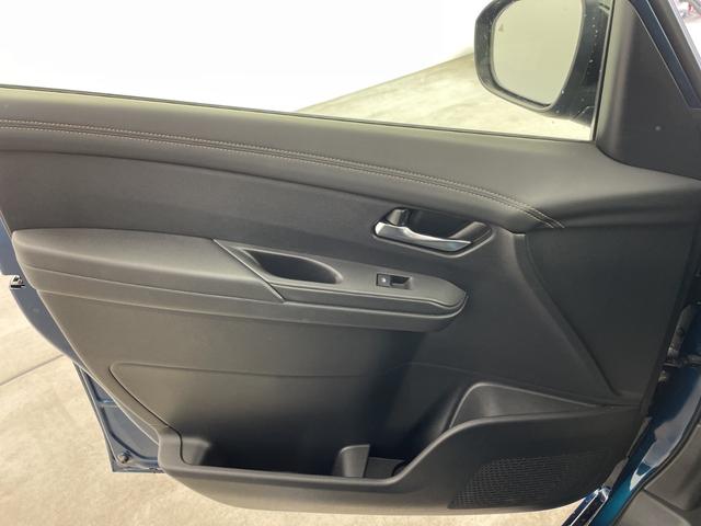 �w�b�h���C�g��p�K���X�R�[�e�B���O�w�w�b�h���C�g�R�[�g�x�̓K���X�햌�ŉ��΂݂Ȃǂ̕\�ʗ򉻂̗\�h�┭�~���ʂŉ���̕t����}��������ʂ����҂ł��܂��B