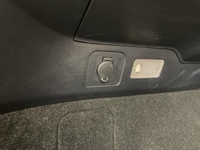 �w�R���t�H�[�g�K�[�h�x�̓t�@�u���b�N�E�R���r�E���U�[�̂R�p�b�P�[�W�����p�ӁB�V�[�g��V����A�t���A�}�b�g�����G�}�ŃR�[�e�B���O���h���E�������ʂ����҂ł��A���N����A���Ԃɂ������߂ł��鏤�i�ł��B