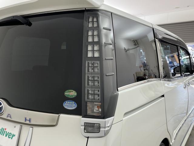 ノア ハイブリッドＳｉ　ダブルバイビー　純正１０インチナビ　バックカメラ　フリップダウンモニター　トヨタセーフティセンス　クルーズコントロール　先行車告知機能　両側パワースライドドア　前後ドライブレコーダー　ハーフレザーシート　ＬＥＤライト（44枚目）