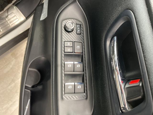 ノア ハイブリッドＳｉ　ダブルバイビー　純正１０インチナビ　バックカメラ　フリップダウンモニター　トヨタセーフティセンス　クルーズコントロール　先行車告知機能　両側パワースライドドア　前後ドライブレコーダー　ハーフレザーシート　ＬＥＤライト（71枚目）