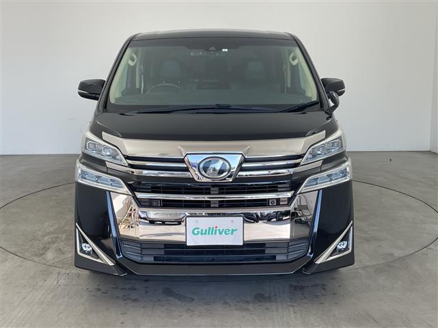 ヴェルファイア ２．５Ｘ　社外８型ナビ・フルセグ・バックカメラ・ＥＴＣ・ドラレコ・レーントレーシングアシスト・レーダークルーズコントロール・クリアランスソナー・電動スライド・ＬＥＤオートライト・社外２０インチアルミ・スペアキー（4枚目）