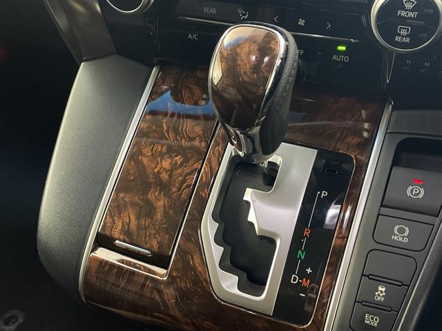 ヴェルファイア ２．５Ｘ　社外８型ナビ・フルセグ・バックカメラ・ＥＴＣ・ドラレコ・レーントレーシングアシスト・レーダークルーズコントロール・クリアランスソナー・電動スライド・ＬＥＤオートライト・社外２０インチアルミ・スペアキー（29枚目）