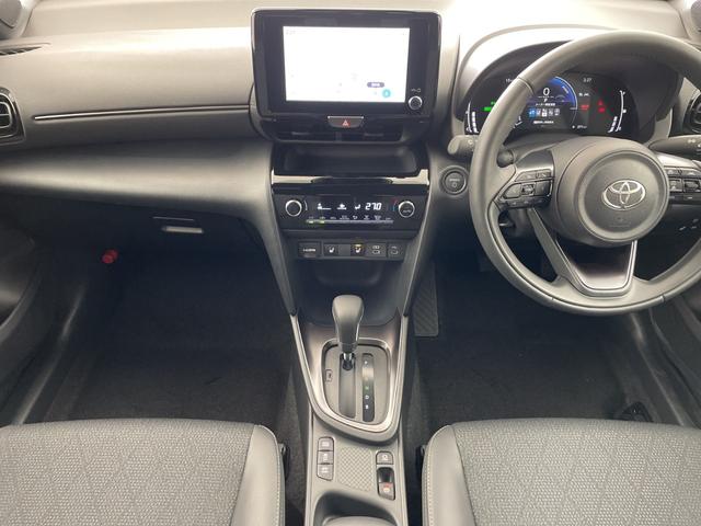 ヤリスクロス ハイブリッドZ ・登録済未使用車・プリクラッシュセーフティ・レーンディバチャーアラート・先行車発進告知・誤発進抑制機能・純正ディスプレイオーディオ・全方位カメラ・HDMI・前席シートヒーター・パワーシート・ETC(19枚目)